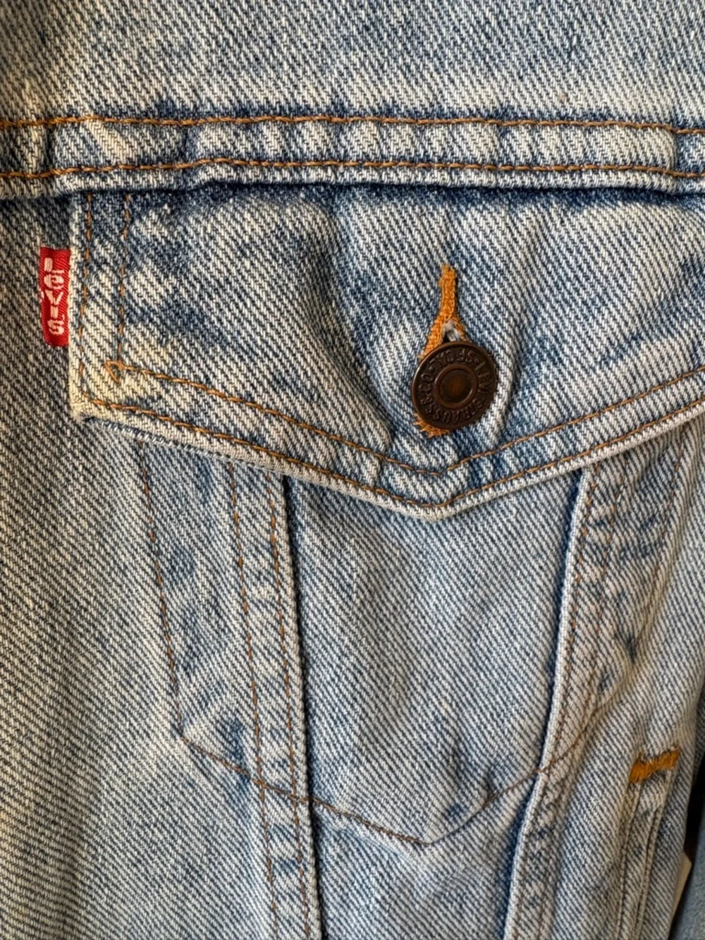 Levi Strauss 1980s Vintage Denim Jacket (Light Denim 70507, 4834 Mens Medium) - Picture 3 of 5